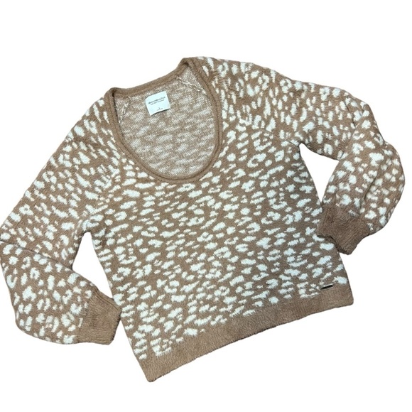 Abercrombie Scoop-neck Long Sleeve Pullover Sweater Size Large - Picture 1 of 5